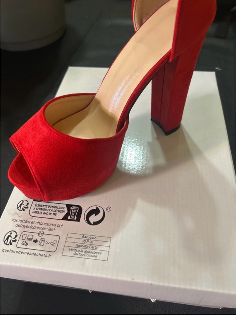 SHEIN Red Suede Open-Toe Block Heel Sandals
